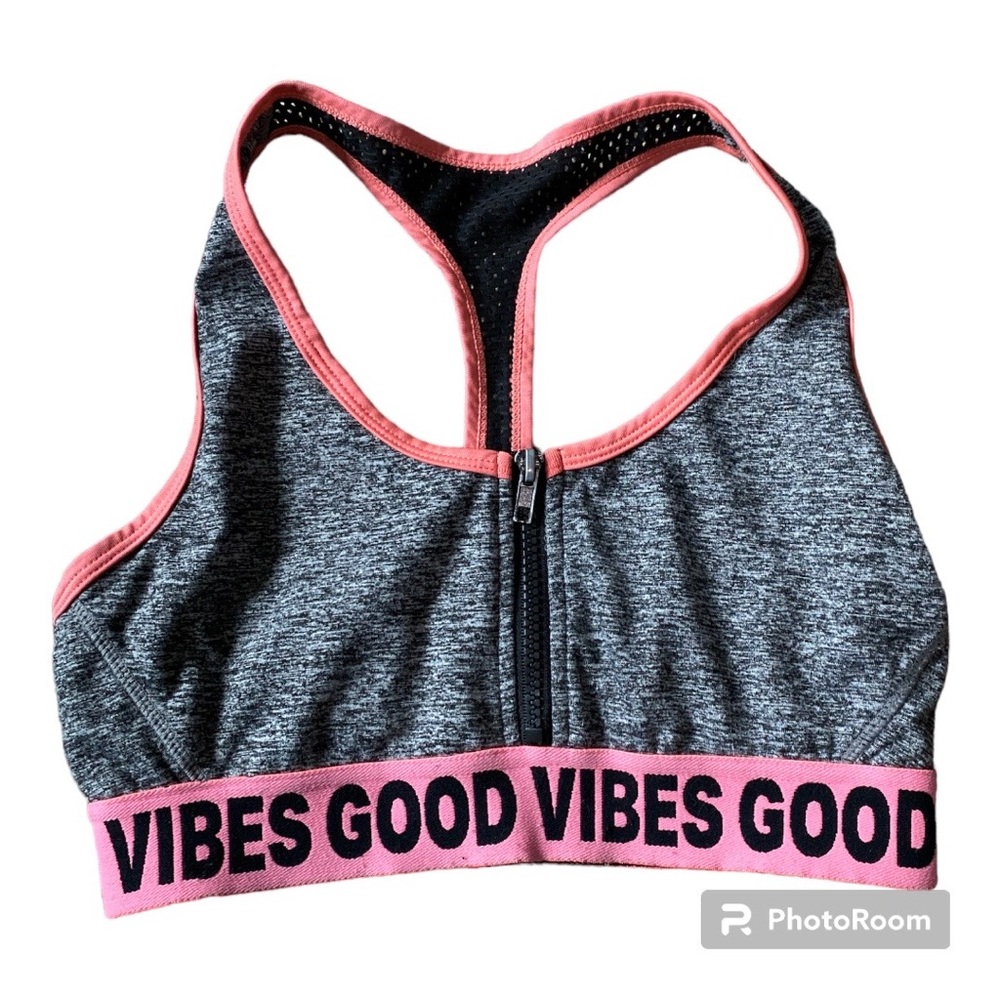 Sports bra